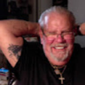 Meet your Posher, Dennis